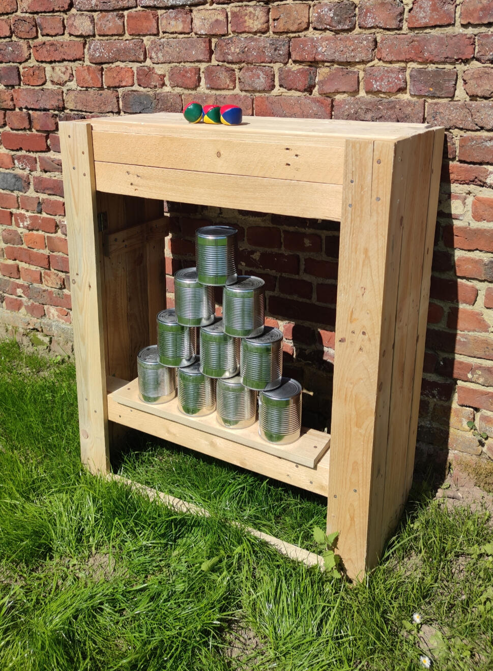 Piko Event jeux bois ancien mariage baptême anniversaire CE CSE particuliers entreprise animation soirée événement événementiel palettes DIY RSE score marquer points Chamboule tout fête foraine forains visée viser conserve balle