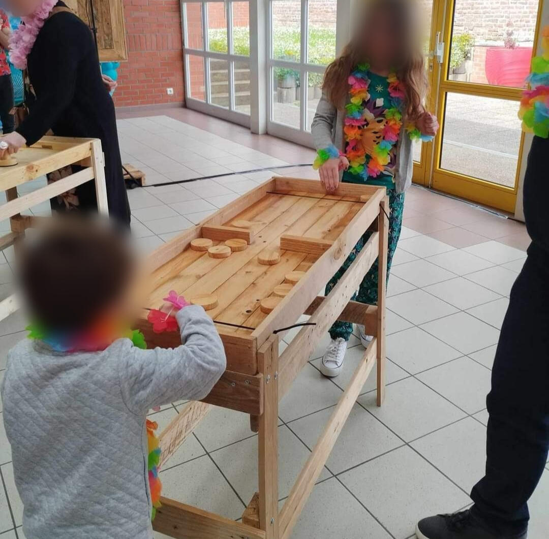 Piko Event jeux bois ancien mariage baptême anniversaire CE CSE particuliers entreprise animation soirée événement événementiel palettes DIY RSE score marquer points palets glisser table élastique